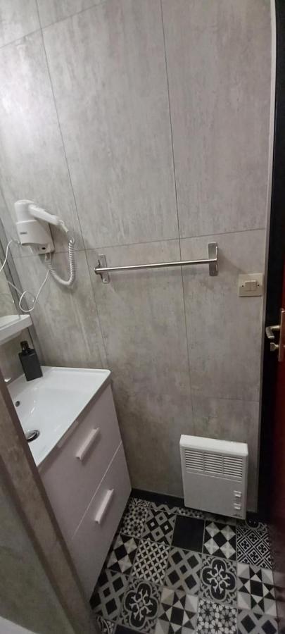 Appartamento Eugenie De Luz, T2 4 Personnes, Belle Vue, Avec Parking Luz-Saint-Sauveur Esterno foto