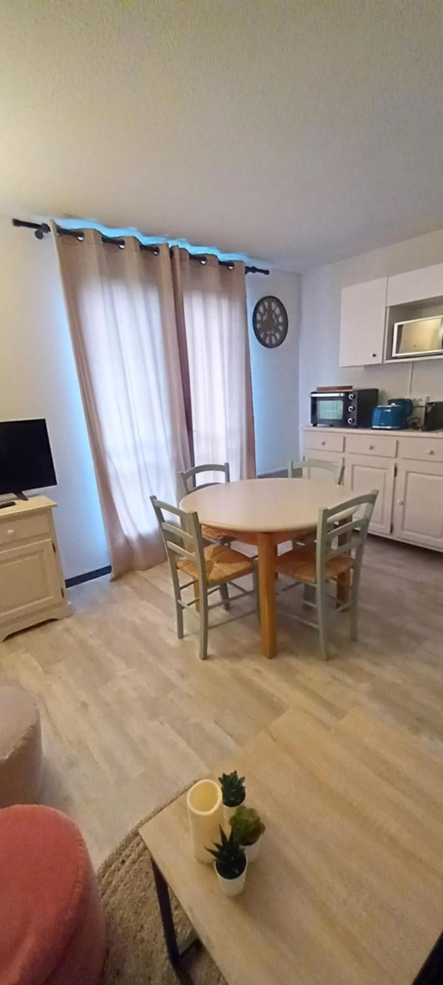 Appartamento Eugenie De Luz, T2 4 Personnes, Belle Vue, Avec Parking Luz-Saint-Sauveur Esterno foto