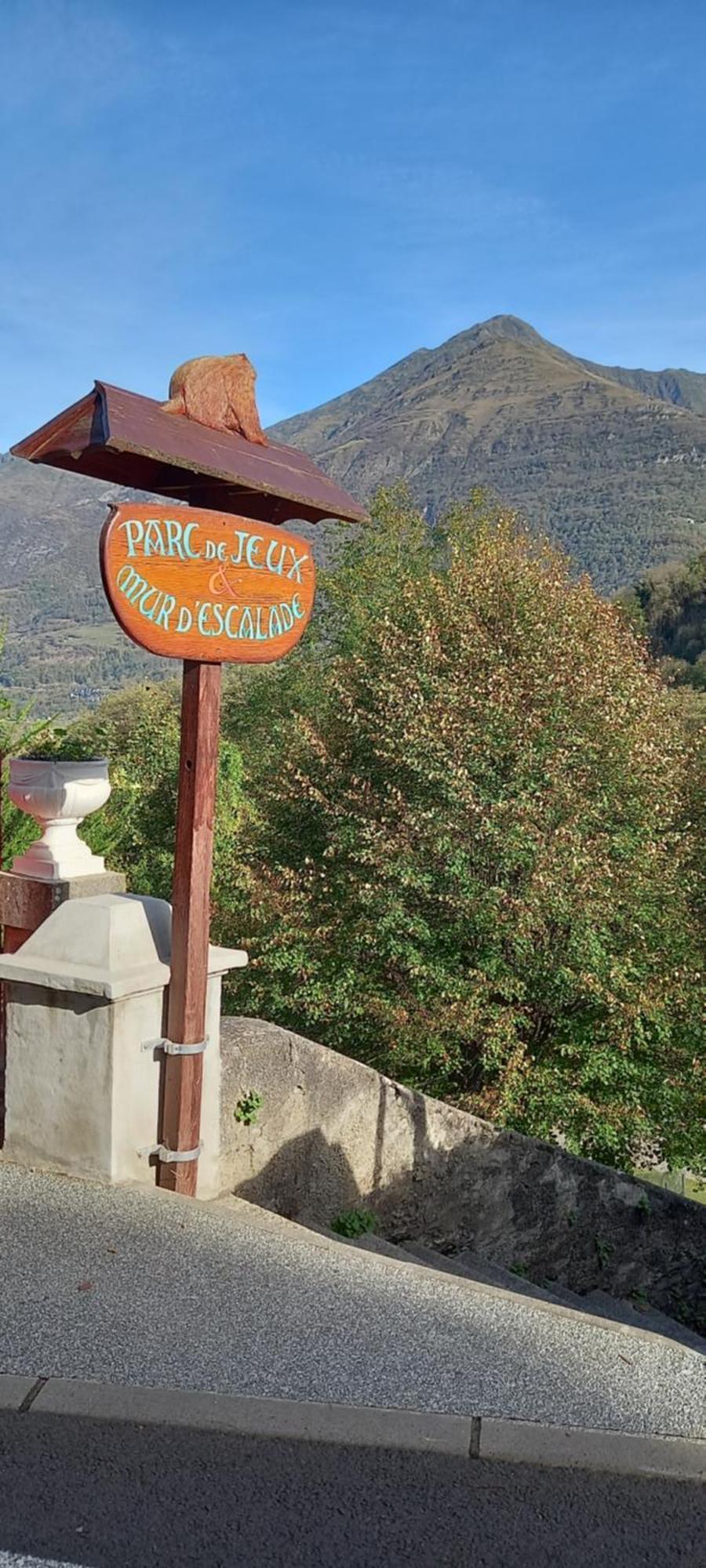 Appartamento Eugenie De Luz, T2 4 Personnes, Belle Vue, Avec Parking Luz-Saint-Sauveur Esterno foto
